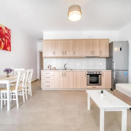 Апарт-отель Lofos Платис Ялос