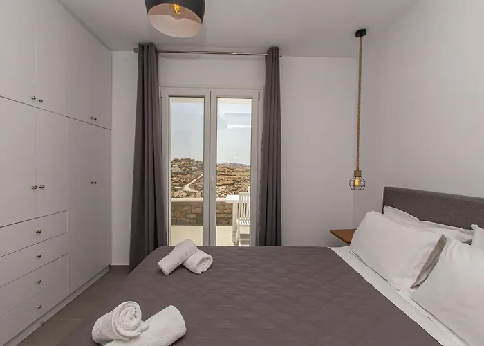 Lofos 4* Platis Yialos