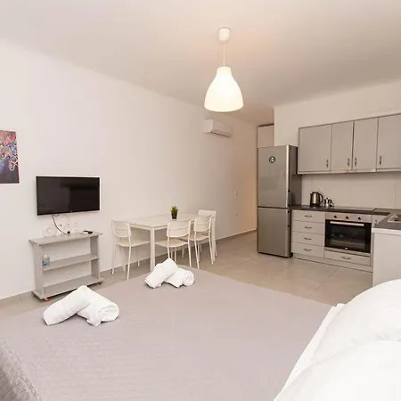Lofos 3* Platys Gialos (Mykonos)